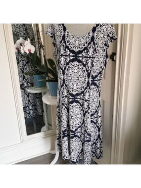 Tanjay navy&white medallion midi dress. Boho, coastalgrandma. Size 14. EUC